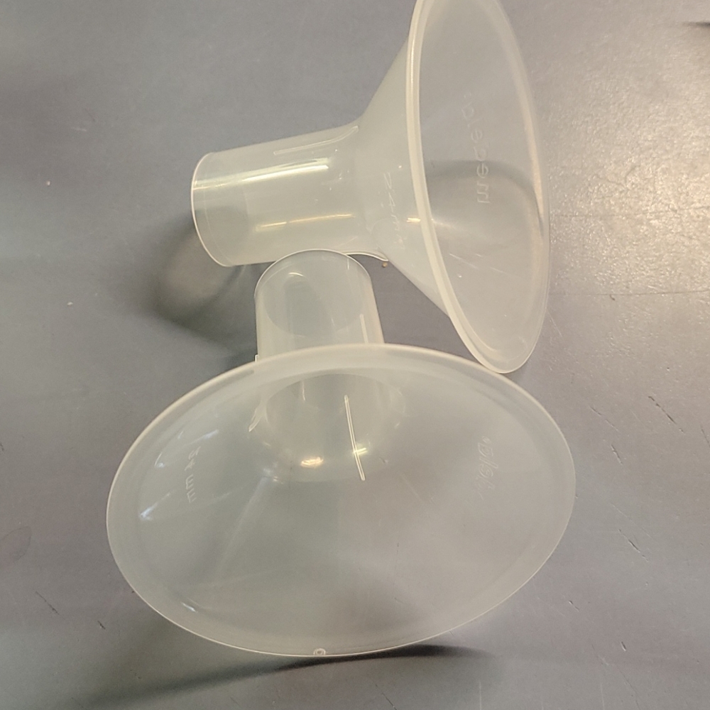 Medela Clear Silicone Breast Pump Flanges - Transparent
